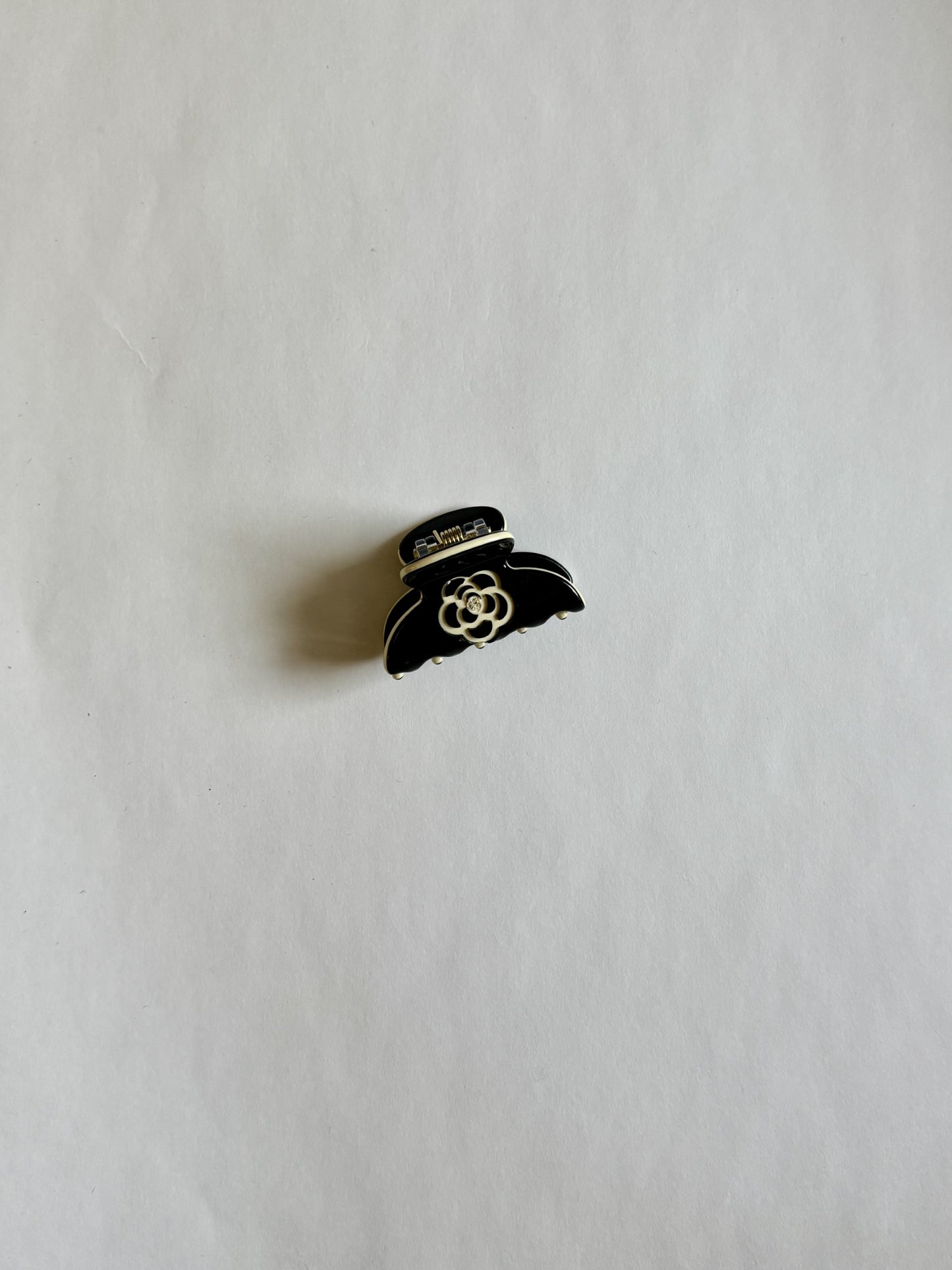 Mini Flower Claw Clip