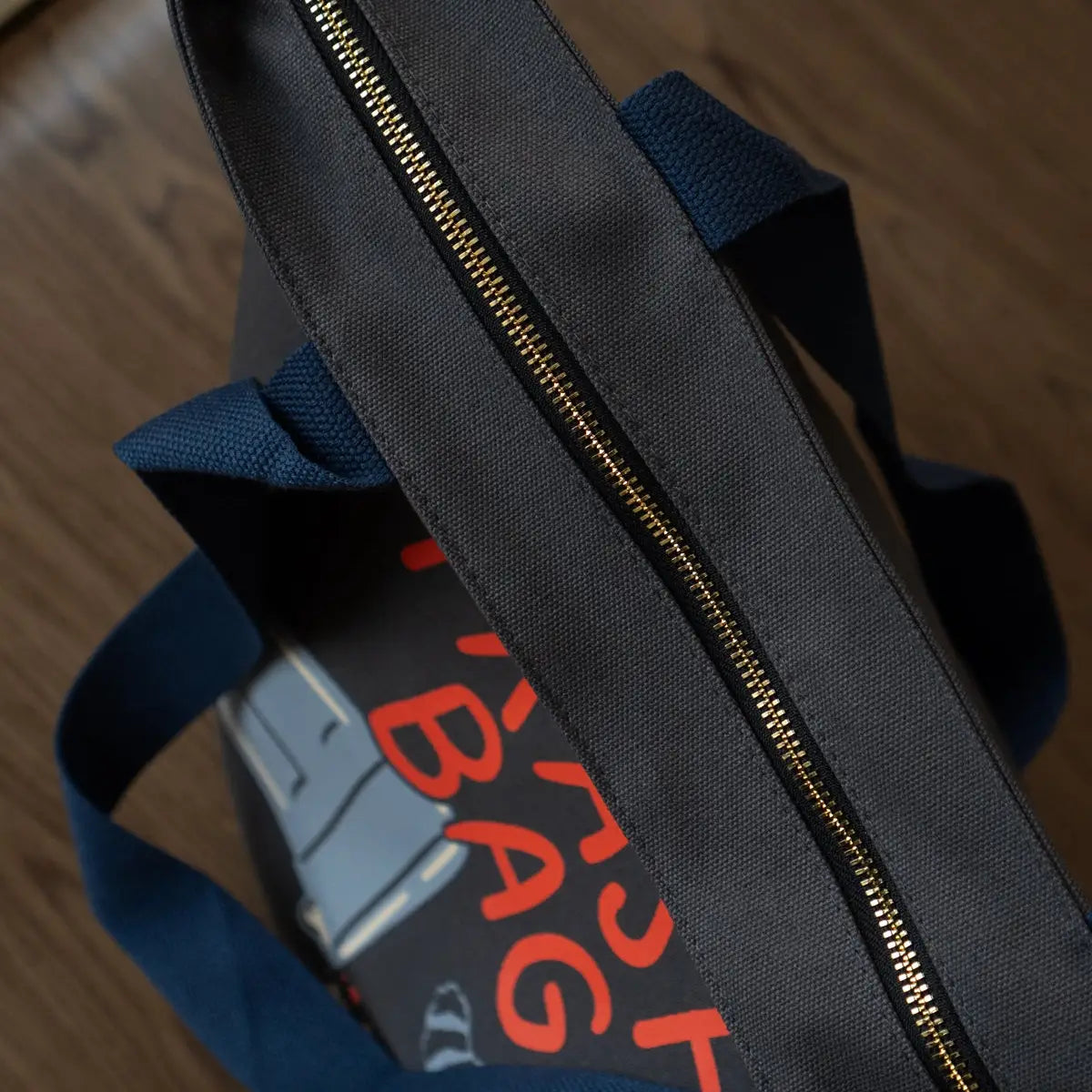 Trash Bag Big Zip Tote