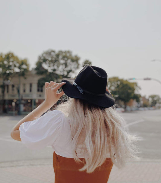 WOOL FEDORA SHORT RIM W/ LEATHER BAND