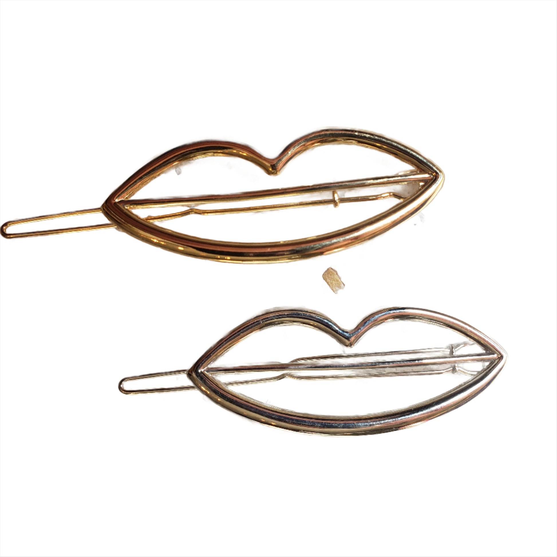 Set of Two Hair Clips - Kiss