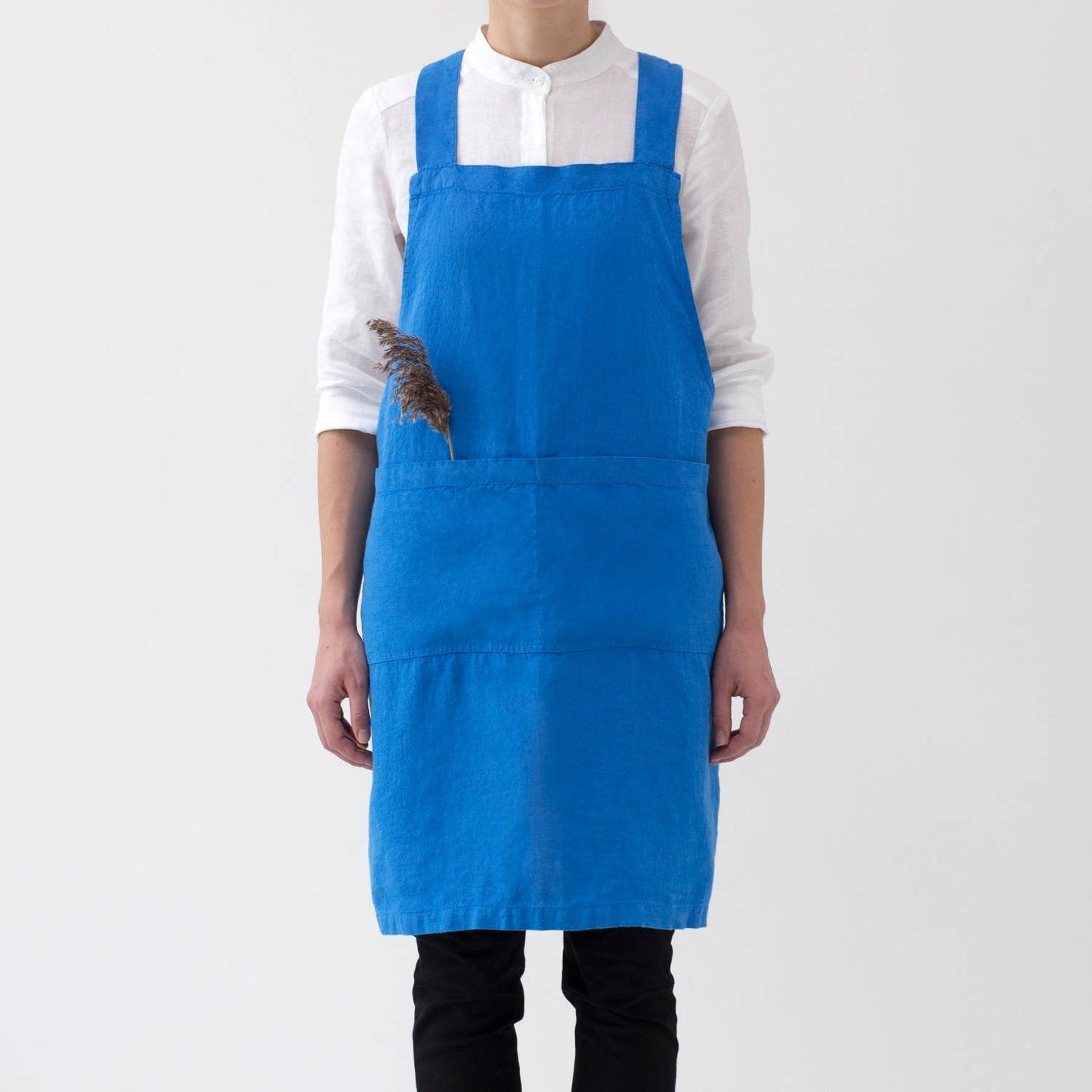 Crossback Apron | French Blue Linen