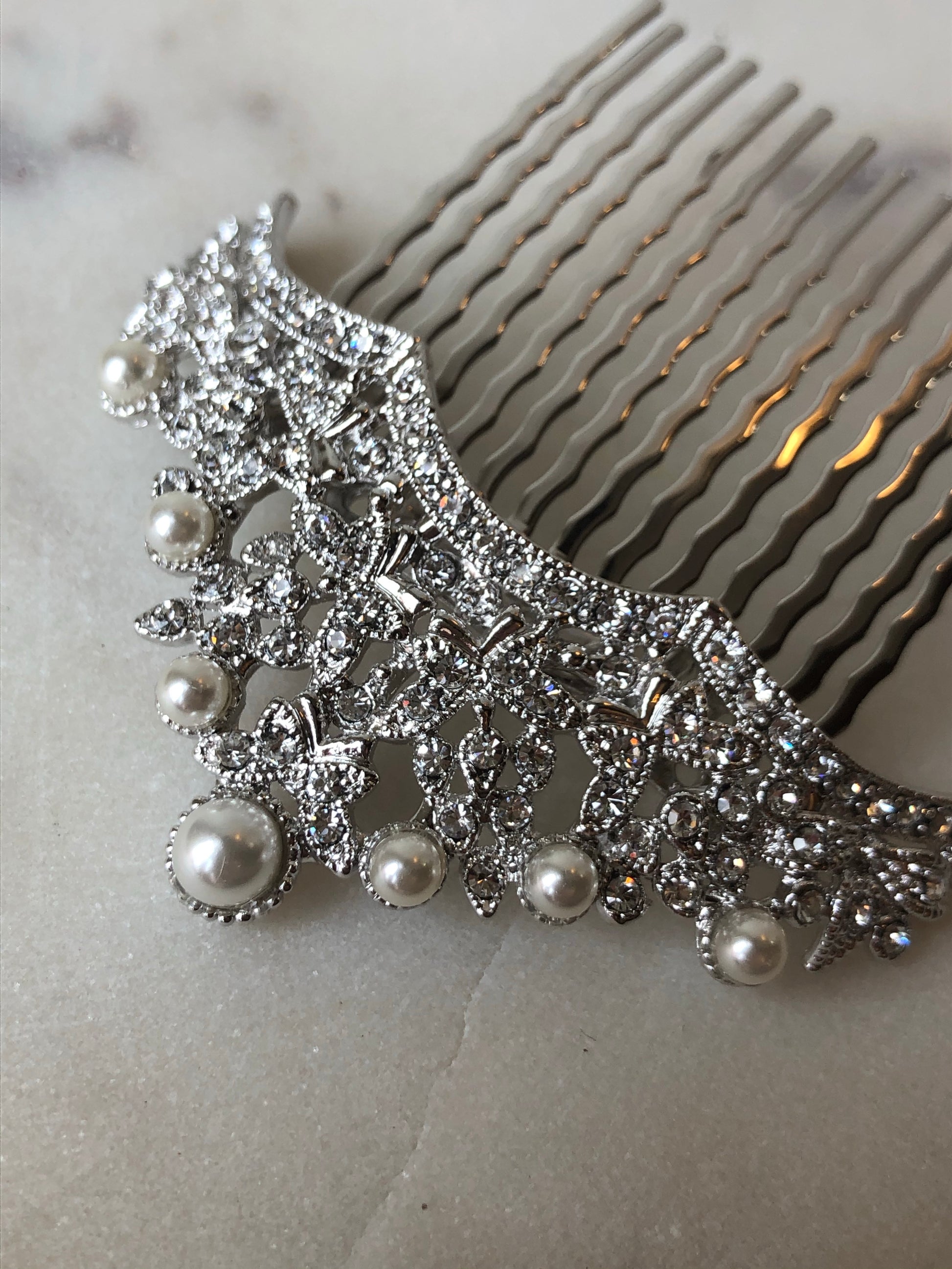 Sara Wedding & Graduate Hair Comb